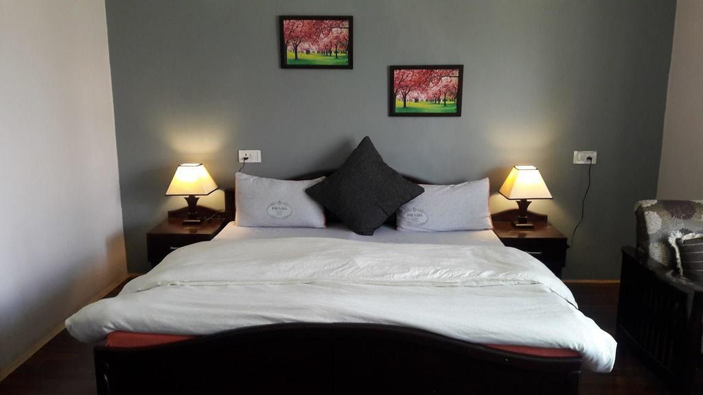 Hotel Mandalchan เลห์ ภายนอก รูปภาพ